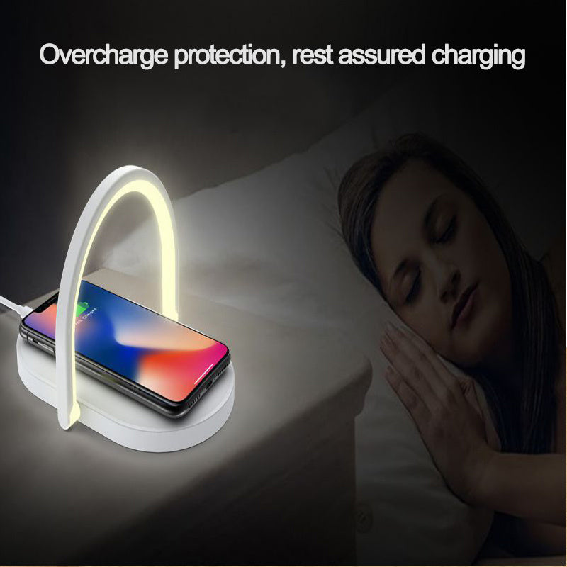 3-in-1 Wireless Ladegerät mit LED-Lampe